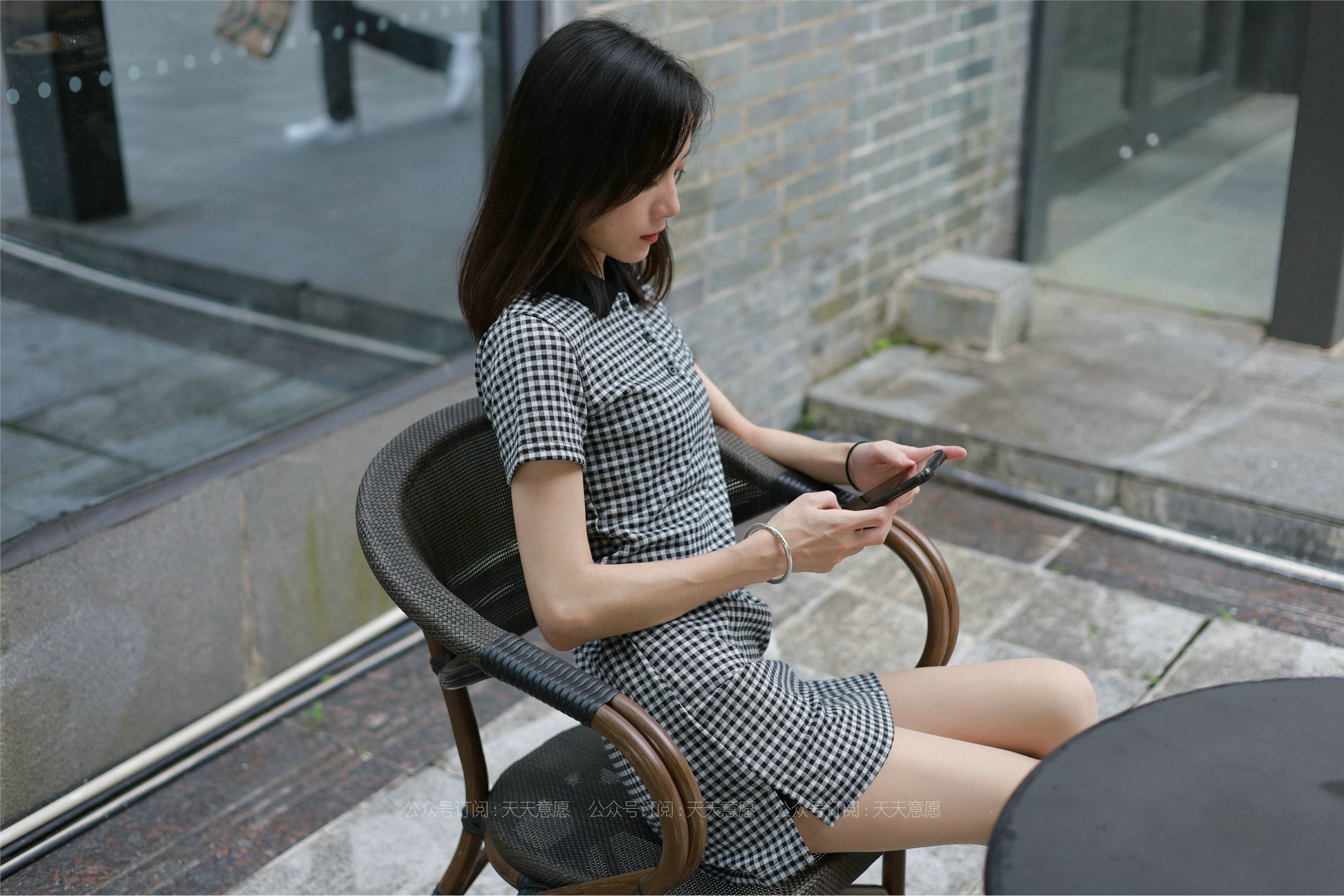 IESS异思趣向  2021.07.22 丝享家867：小六《格子连衣裙》